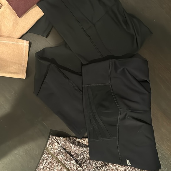 Fabletics Leggings Bundle S/6 - Picture 5 of 5